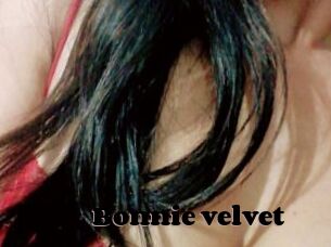 Bonnie_velvet