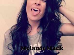 Melanie_Mack