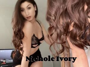 Nichole_Ivory