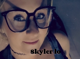 Skyler_lo