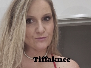 Tiffaknee