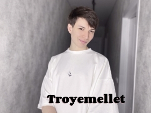 Troyemellet